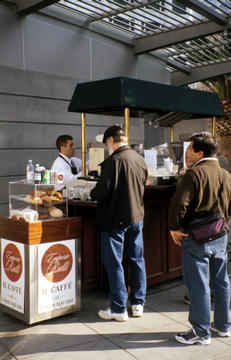 union_square_san_francisco_nov2002_JC_vending_coffee_cart_large.jpg